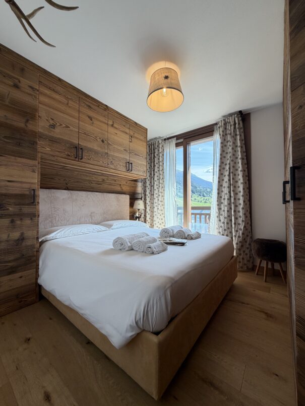La Suite des Alpes bedroom