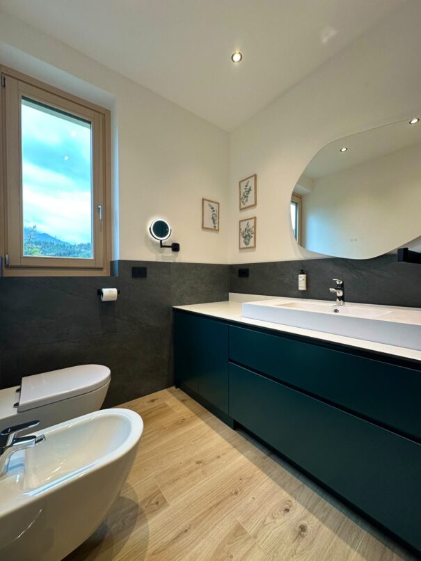 La Belle Lumière Bathroom